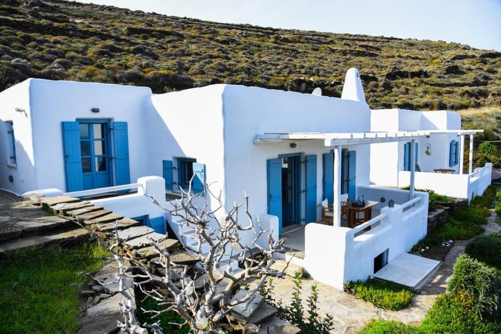 Villa Niloya Kythnos เลาตรา ภายนอก รูปภาพ