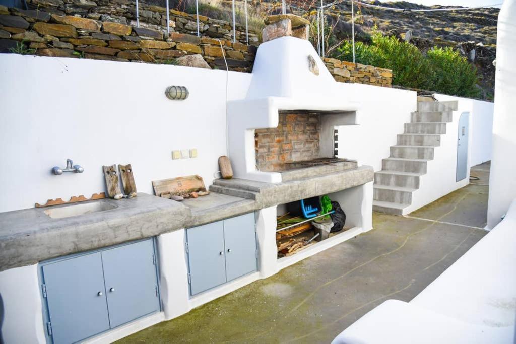 Villa Niloya Kythnos เลาตรา ภายนอก รูปภาพ